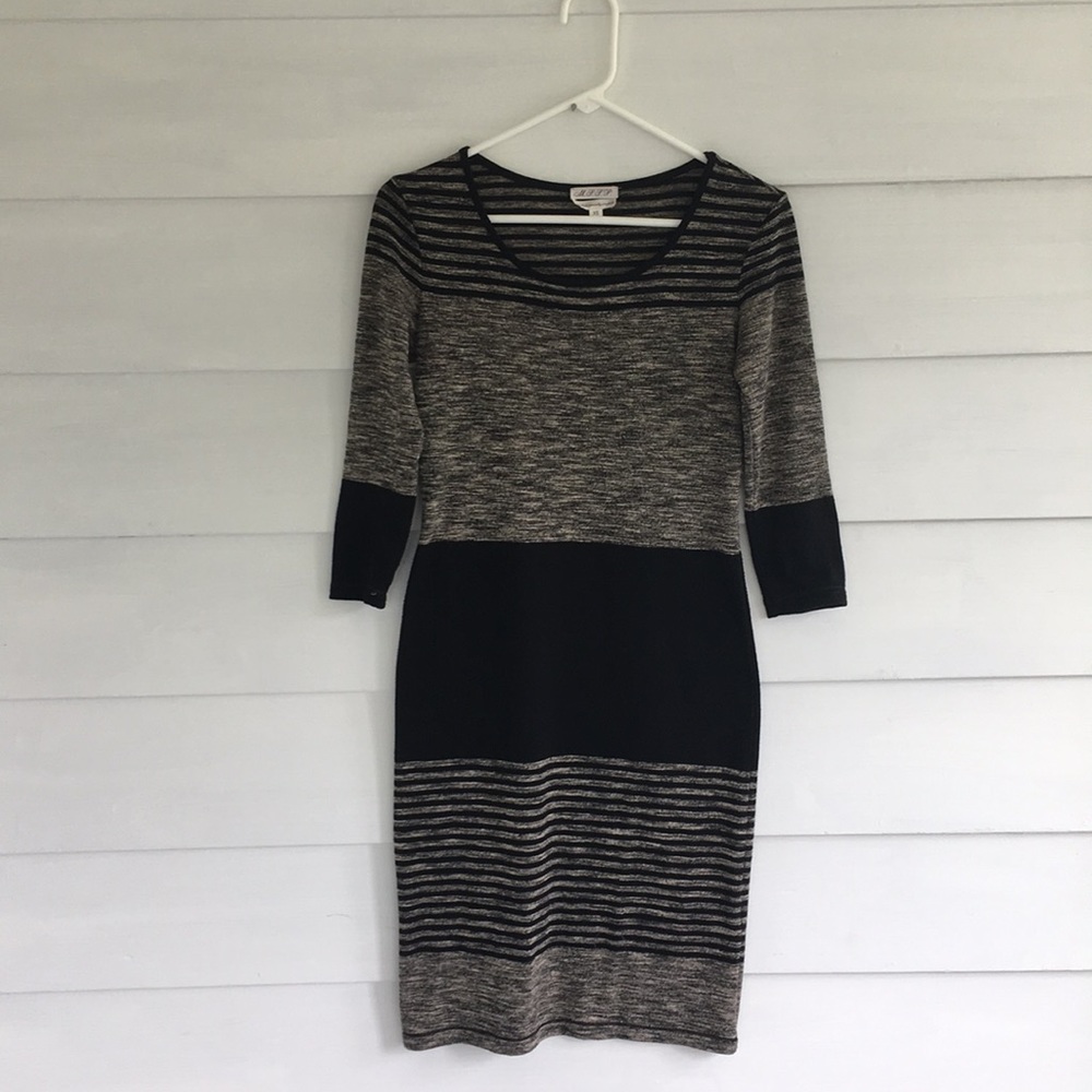 Max Studio Sweater Dress